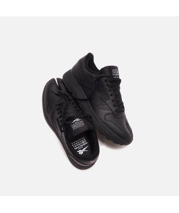 Reebok x Margiela Classic Leather Tabi - Black le concept de la Pate a emporter 