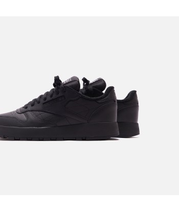 Reebok x Margiela Classic Leather Tabi - Black le concept de la Pate a emporter 