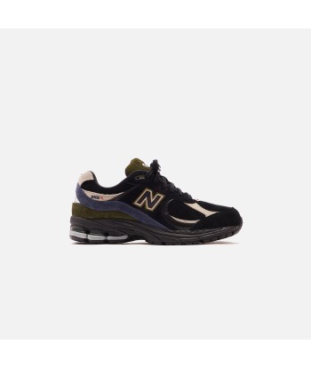 New Balance 2002R - Black / Oak Leaf Green / Grey Oak livraison et retour toujours gratuits