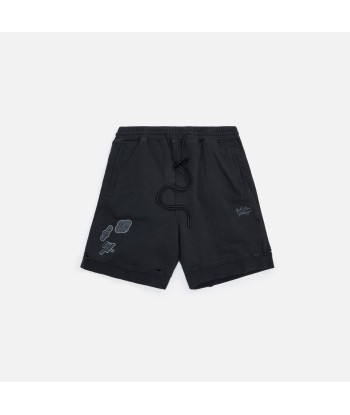 C2H4 Patched Ruin Distressed Sweat Shorts - Faded Black sur le site 