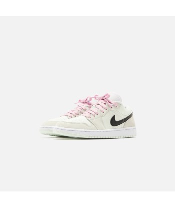 Nike WMNS Jordan 1 Low SE - Barely Green / Black / Light Arctic Pink Vous souhaitez 