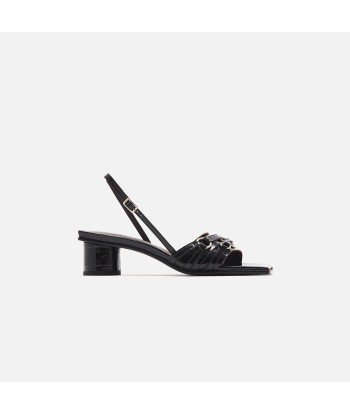 Justine Clenquet Patent Sandals - Drew Black s'inspire de l'anatomie humaine