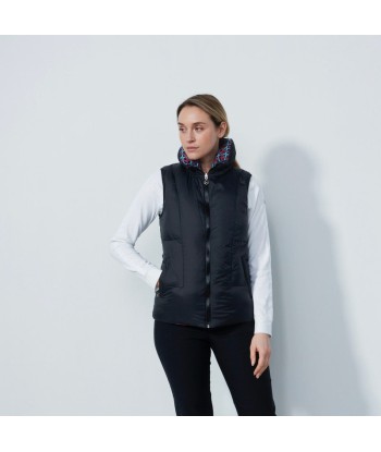 Daily Sports: Women's Airdrie Reversible Padded Vest - Black and Print de France