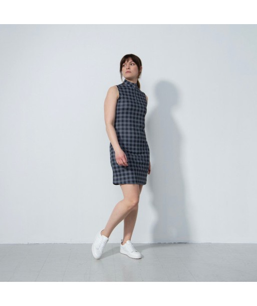 Daily Sports: Women's Albarry Barrie Sleeveless Dress - Check Print Les magasins à Paris et en Île-de-France