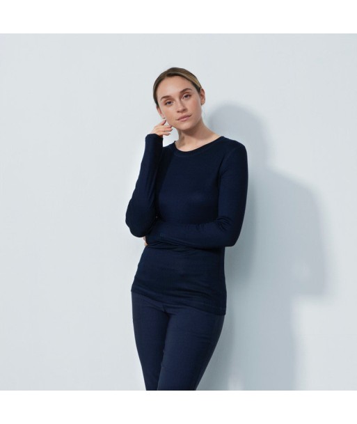 Daily Sports: Women's Ancona Long Sleeve Round Neck Top- Dark Navy s'inspire de l'anatomie humaine