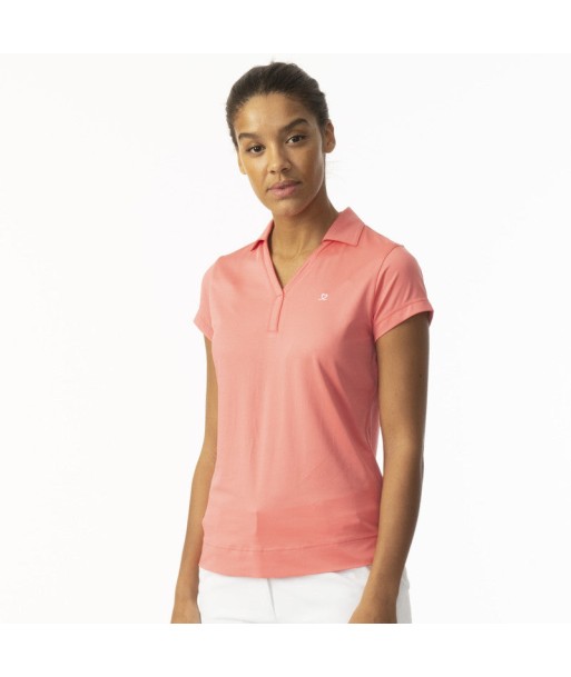 Daily Sports: Women's Anzio Cap Sleeve Polo - Coral Dans la société mordern