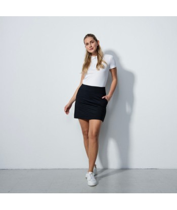 Daily Sports: Women's Genua 15" Skort - Black Comparez et commandez 