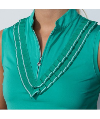 Daily Sports: Women's Istres Ruffle Sleeveless Polo Shirt - Sea Green brillant des détails fins