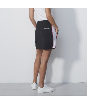 Daily Sports: Women's Lucca 18" Skort - Black Les magasins à Paris et en Île-de-France