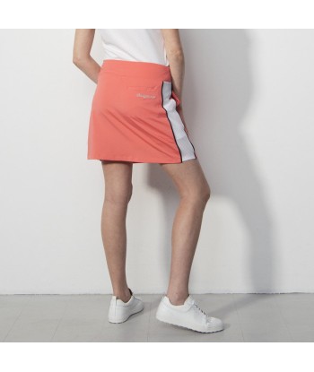 Daily Sports: Women's Lucca 20" Skort - Coral Dans la société mordern