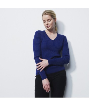 Daily Sports: Women's Madelene V-Neck Pullover - Spectrum Blue des créatures d'habitude