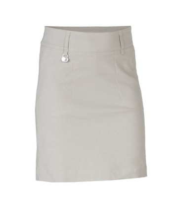 Daily Sports: Women's Magic Skort - Almond (Size 4) SALE Les êtres humains sont 