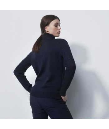 Daily Sports: Women's Olivet Cable Knit Pullover Lined - Navy s'inspire de l'anatomie humaine