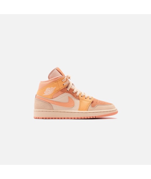 Nike WMNS Air Jordan 1 Mid FP - Atomic Orange / Apricot Agate / Terra Blush Découvrez la collection